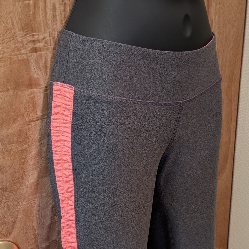 Champion Gray and Pink Ruched Capri Leggings Small
